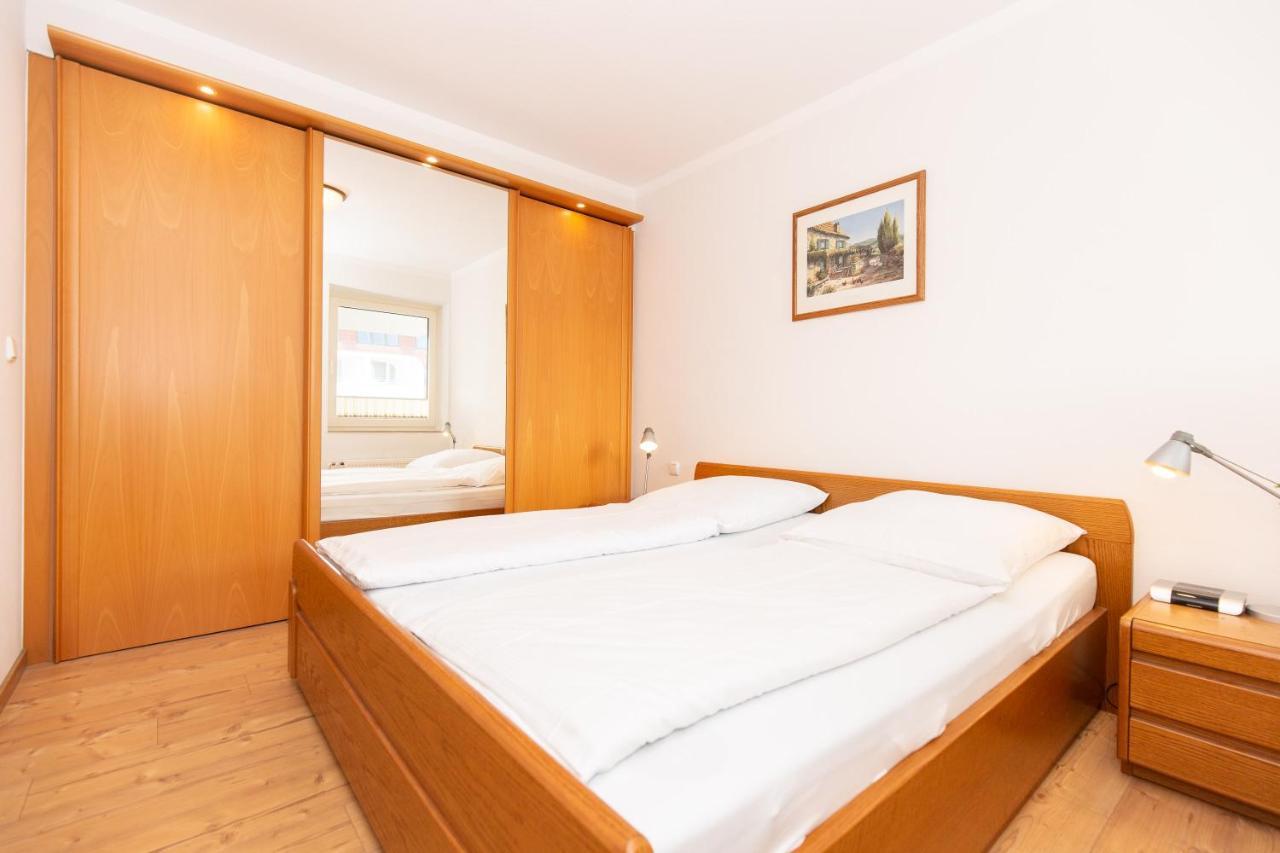 Strandnixe 301 *